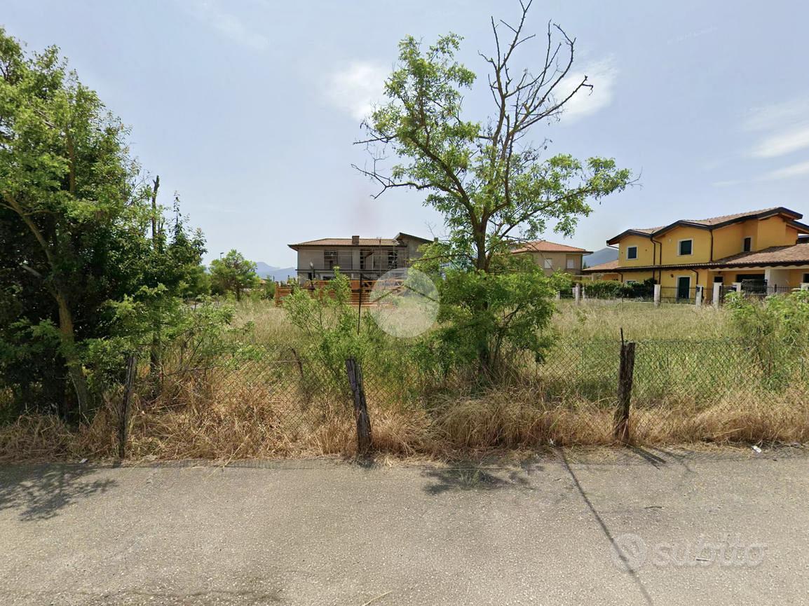 TERRENO A AVEZZANO - Vista 2