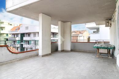 4 LOCALI A TORTORETO