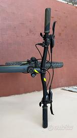 Bicicletta CUBE