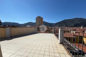 5 LOCALI A LA SPEZIA