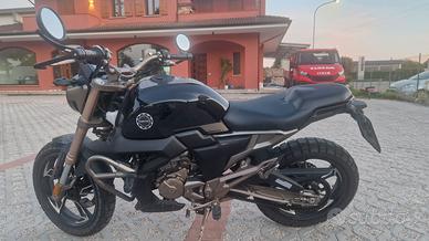Perfetta Zontes G1, appena tagliandata, soli 6k km