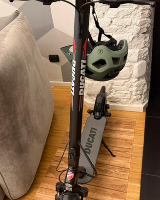 Monipattino elettrico