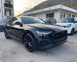 Audi q8 50 tdi 286cv 3x s line quattro tip tronic