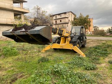 Sollevatore telescopico komatsu 4 x 4