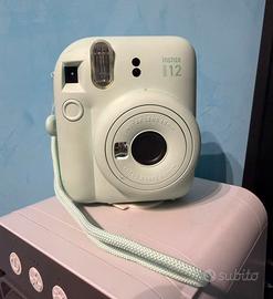 instax mini 12 mint green poco usata