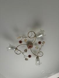 lampadario a fiori con tre luci 