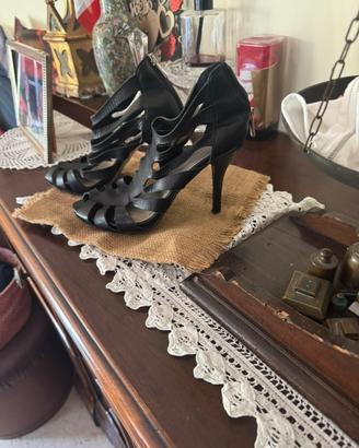 Scarpe sandalo nere