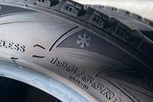 Gomme da neve 195/55/16