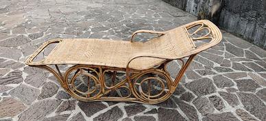 Chaise Longue in Rattan