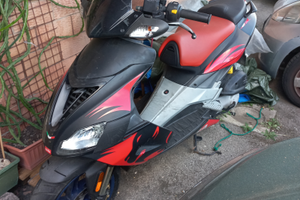 Aprilia SR 50 2006 a SIENA (SI)