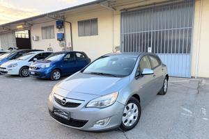 Opel Astra 1.7 CDTI 5 porte Cosmo neopatentati