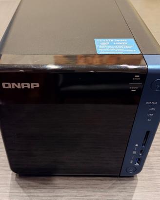 Nas Qnap TS-453B