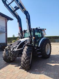 Valtra serie G135