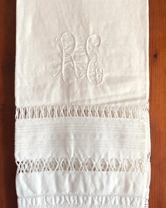 Asciugamano vintage in tela di canapa