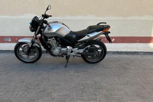 Honda CBF 500 - 2005