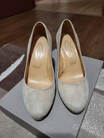 Decollete di camoscio - colore beige - tg. 36