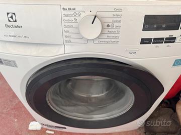 Lavatrci e frigo nuovi con ammacctaura