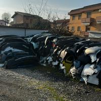 SVUOTO MAGAZZINO (paraurti, fanali, cofani,porte.)