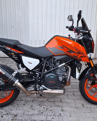 KTM Duke 690