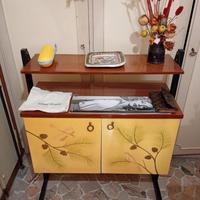 Mobile bar modernariato sportelli con disegno