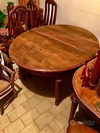 Tavolo antico allungabile in noce massello