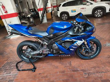 Yamaha R1