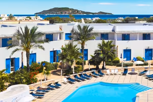 Last minute Cala La Luna Favignana Agosto