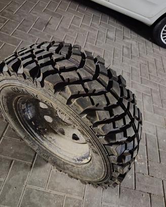 gomme 245 70 r16 