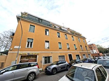 MONTEVERDE - Locale commerciale