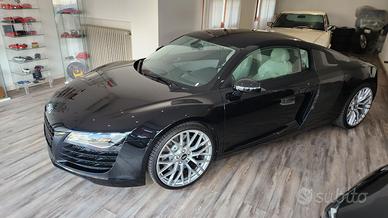 AUDI R8 4.2 CARBONIO CERCHI 20