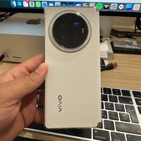 Vivo xfold 3 pro 16/512 white