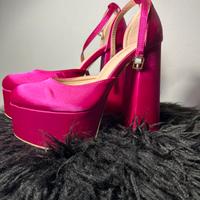 Tacchi fucsia con plateau