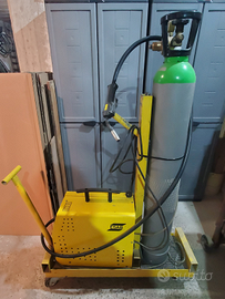 Bombola miscela con manometro + saldatrice Esab