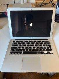 MacBook Air (13 pollici, 2017)