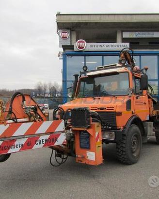 Mercedes Unimog U1250 Lama trincia falcia erba