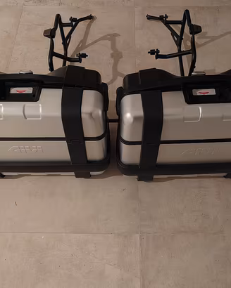 Valigie Givi Trekker Outback 48L + Telaietti