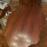 Credenza e tavolo con 6 sedie