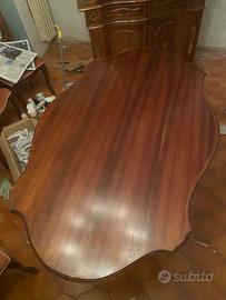 Credenza e tavolo con 6 sedie