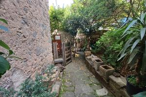 Indipendentemente centrale