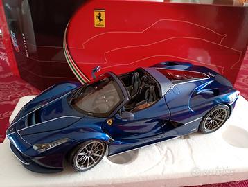BBR 1/18 FERRARI LAFERRARI APERTA BLU 2016