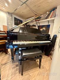 Kawai GS 40 pianoforte a coda  186 cm