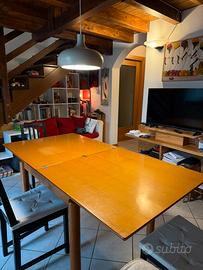 Tavolo in legno anni 90