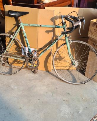 Bici da corsa vintage bianchi 