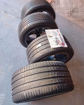 Set gomme estive BMW X5/X6 con cerchi