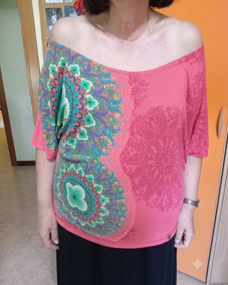 Maglia desigual corallo tg L spalle scoperte