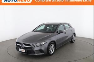 MERCEDES-BENZ A 180 d Automatic Business