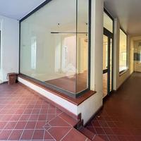 UFFICIO A PADENGHE SUL GARDA