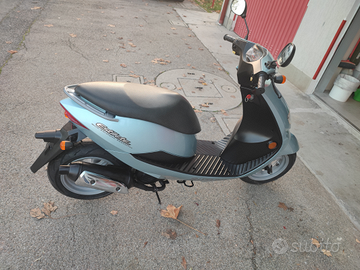 Suzuki UF 50 Estilete