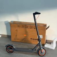 Monopattino elettrico escooter