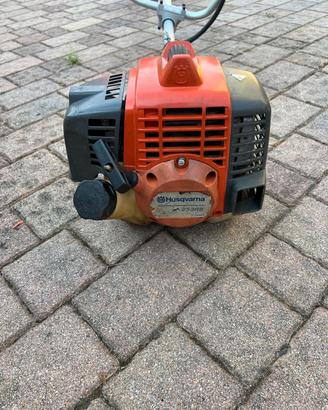 Decespugliatore Husqvarna 253 RB.